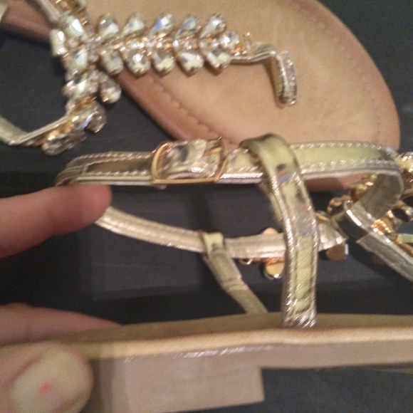 Sz.8 Thong sandals with adjustable ankle - Picture 4 of 6